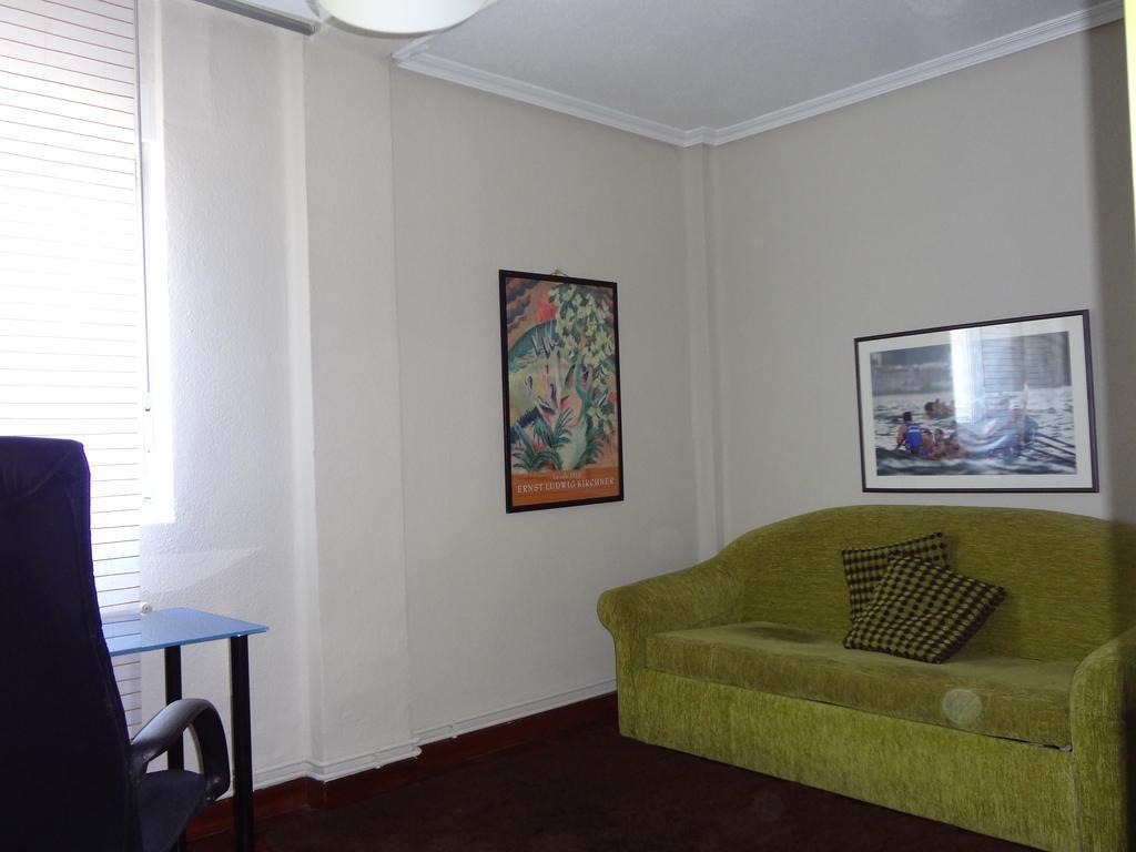 Sunny Apt Close To University With Parking And Wifi Hotel Santander Luaran gambar